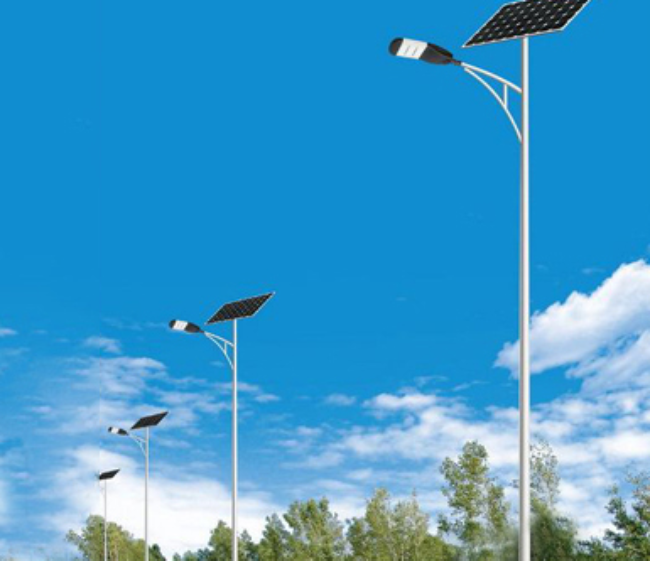 徽县太阳能路灯维护时，这些细节别忽略！